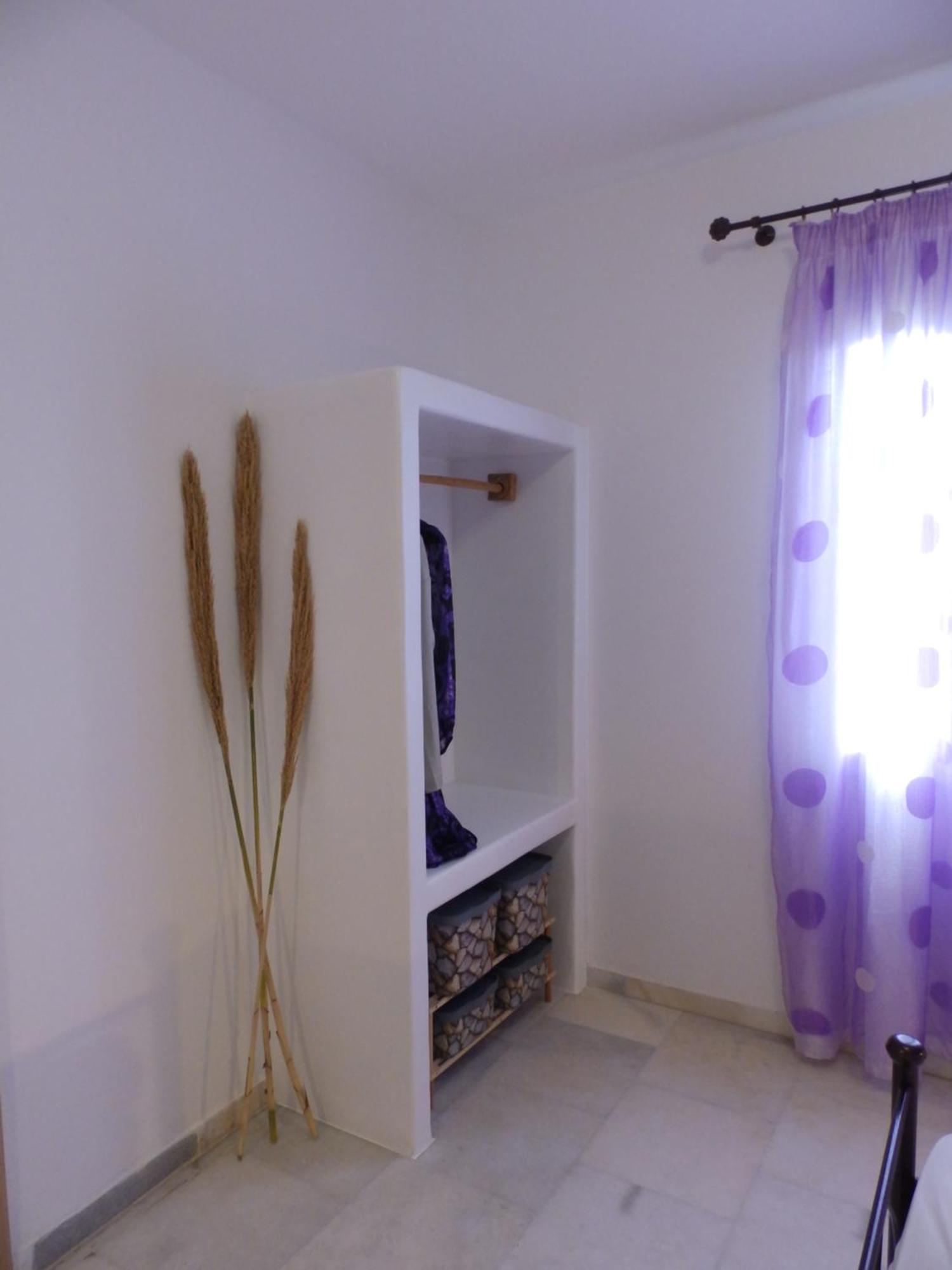 Surfer Studios Mikri Vigla Luaran gambar